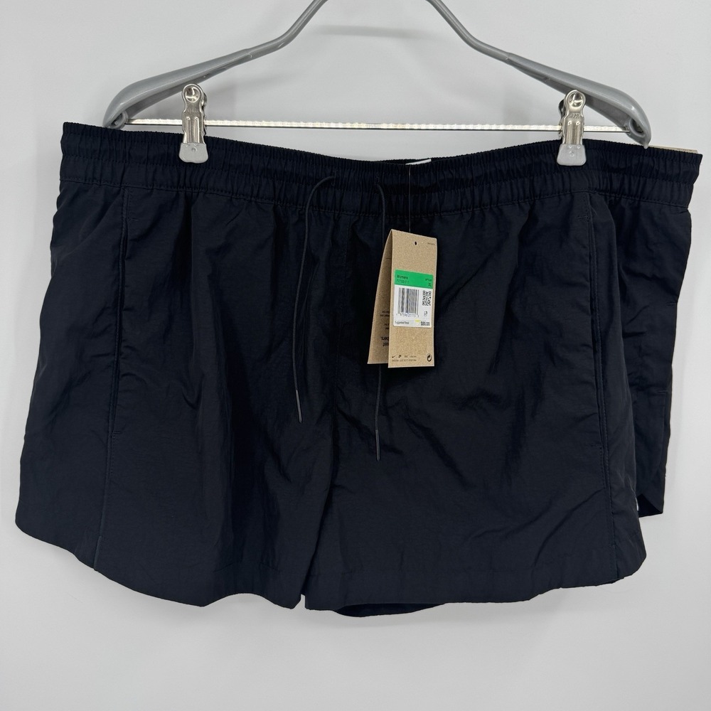 Nike Women's Sportswear Windrunner Woven Mid Rise Shorts size XL 2" Inseam NWT